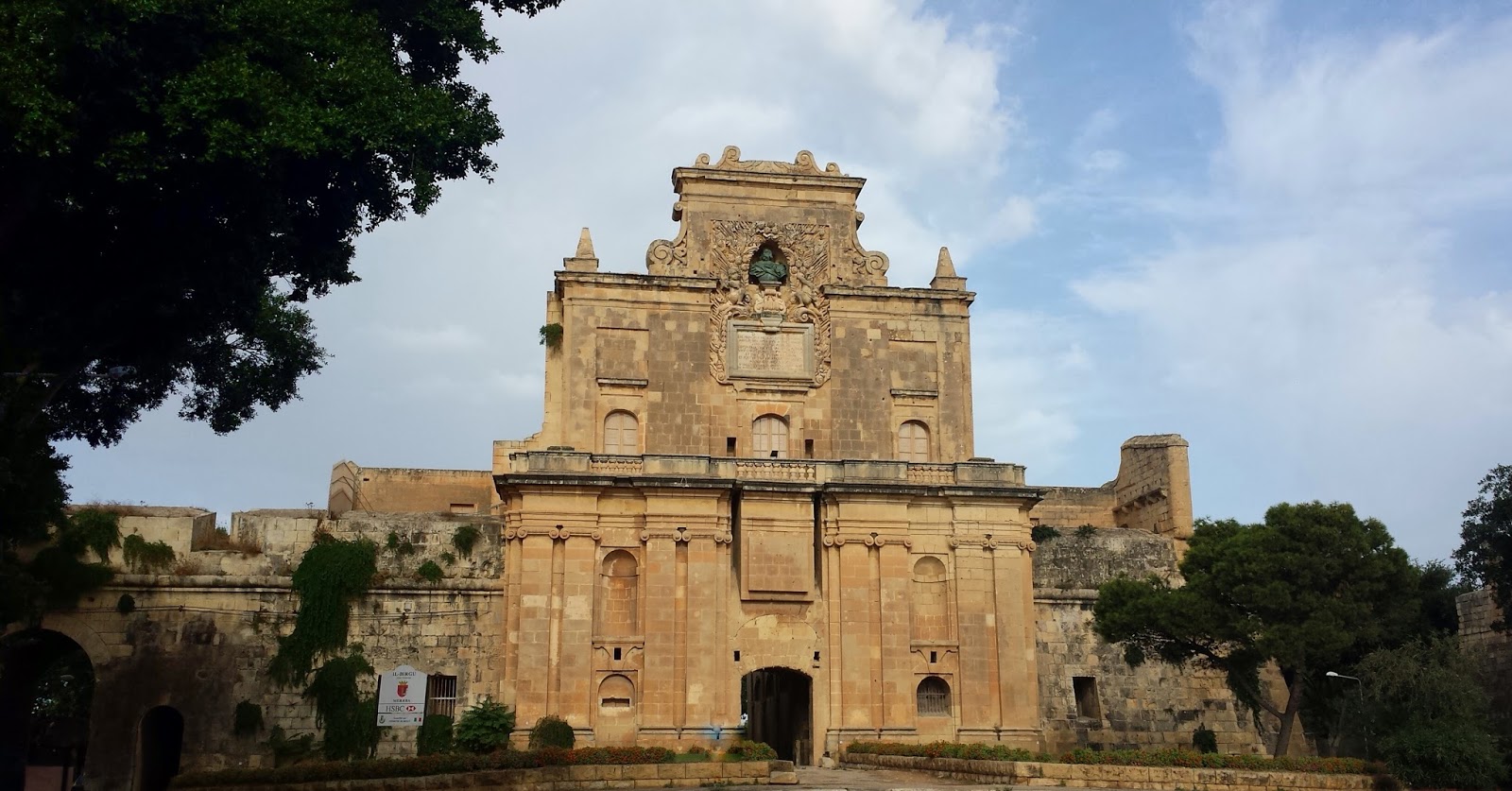 Notre Dame Gate / © Snapshots of Malta