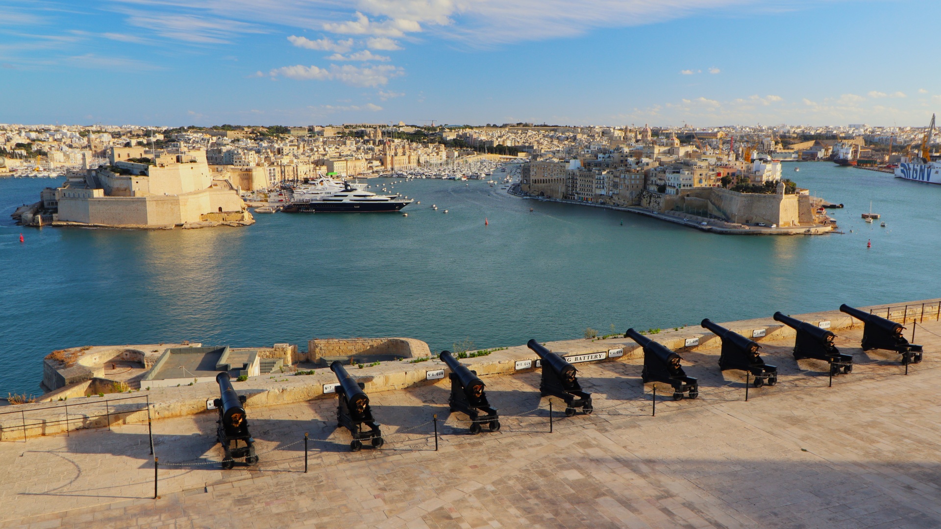 Saluting Battery in Upper Barakka Gardens, Valetta, Malta