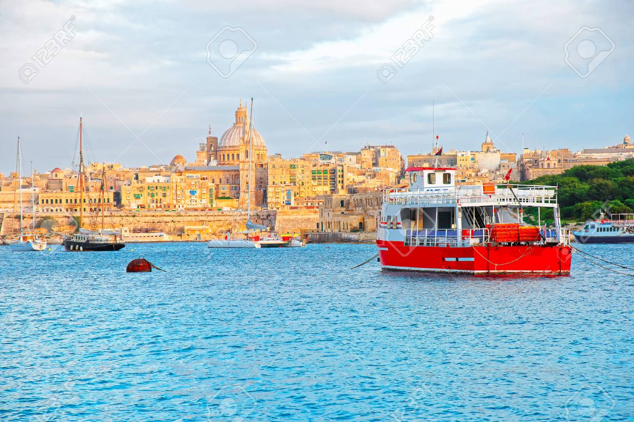 All Roads Lead to Senglea (L-Isla), Malta: A Complete Travel & Transport Guide