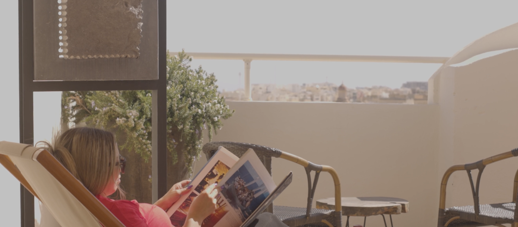 Snop House - Reading on the rooftop Snop House - Reading on the rooftop